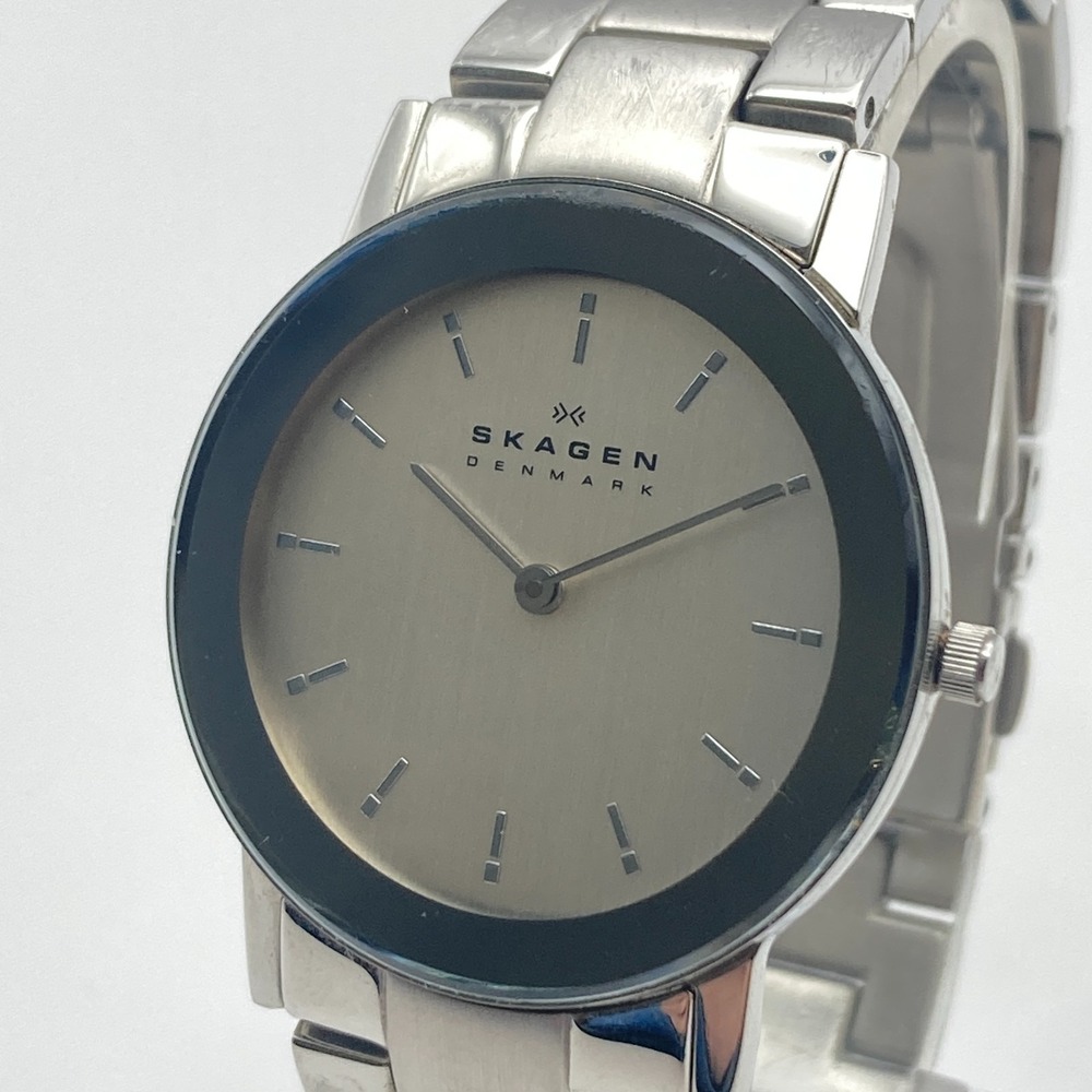 Skagen Slim Women's Watch 33mm Silver Tone Mirror Bezel 39LSX New Battery 6.5"